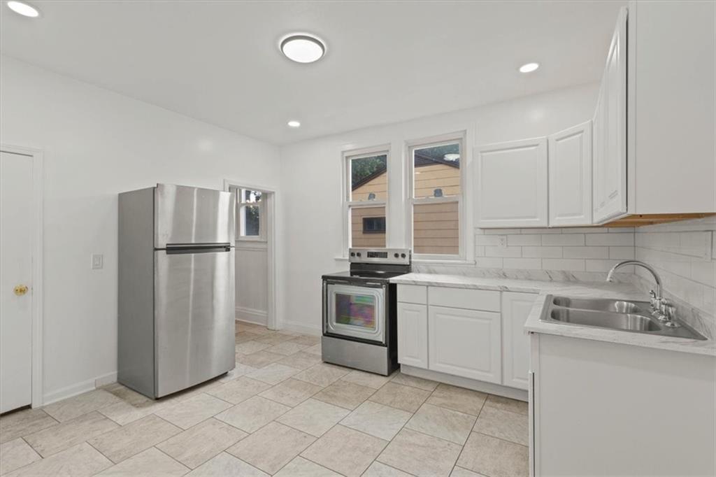 Listing Photo MLS #HMS2572683