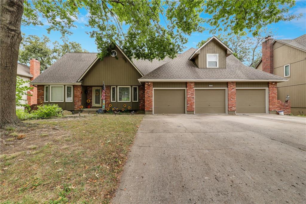 Listing Photo MLS #HMS2574194