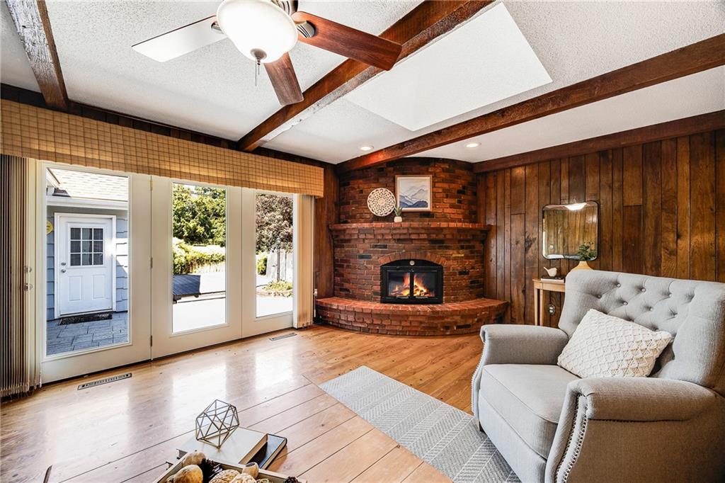 Listing Photo MLS #HMS2574251