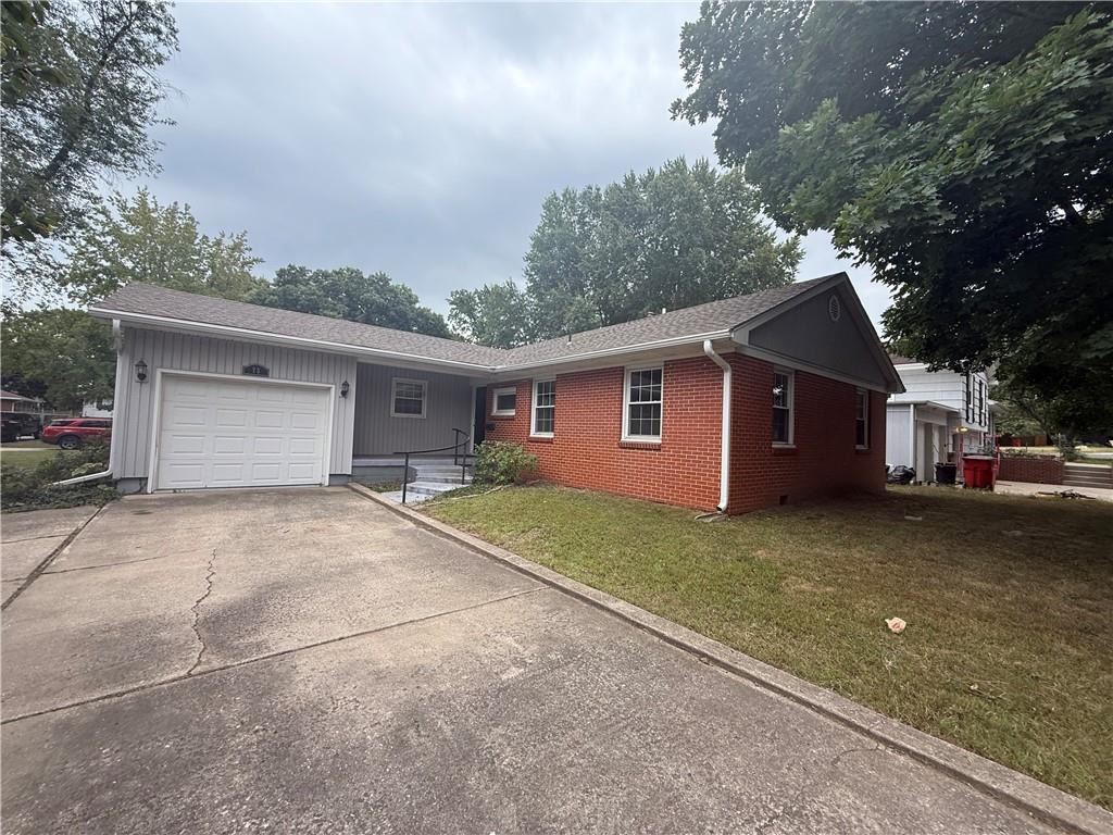 Listing Photo MLS #HMS2574260