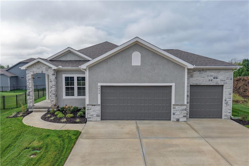 Listing Photo MLS #HMS2574695