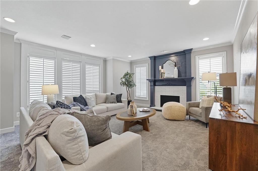 Listing Photo MLS #HMS2574952