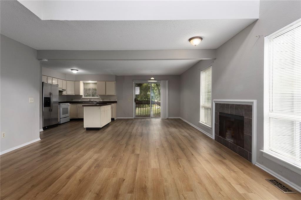 Listing Photo MLS #HMS2575164