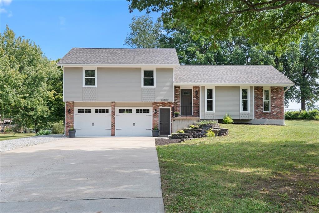 Listing Photo MLS #HMS2575316