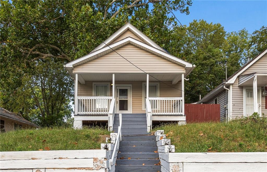 Listing Photo MLS #HMS2575428