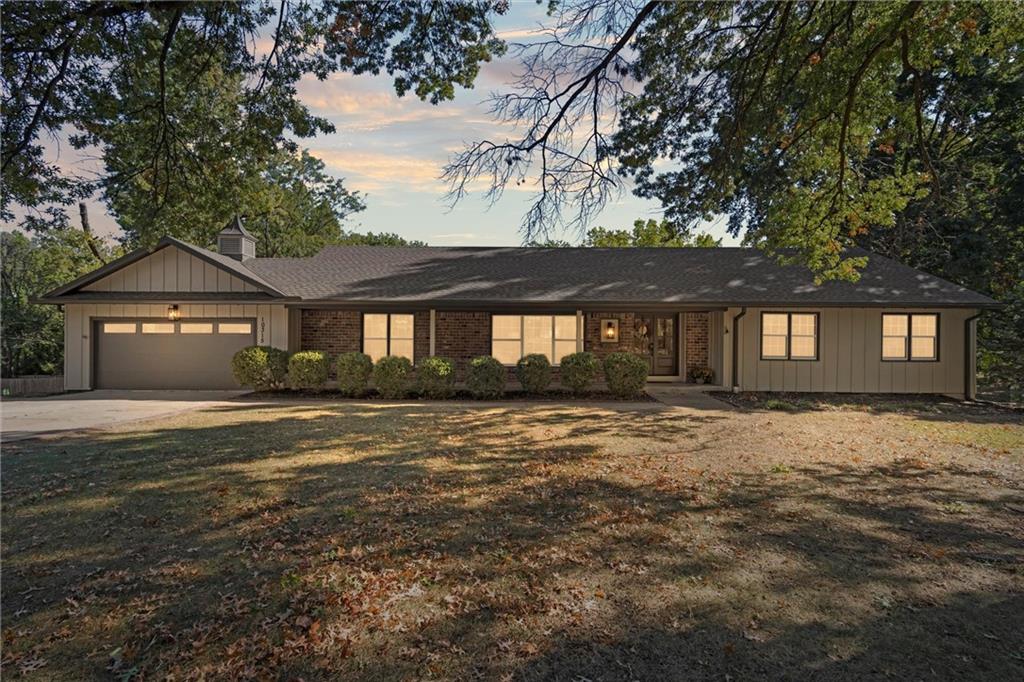 Listing Photo MLS #HMS2575586