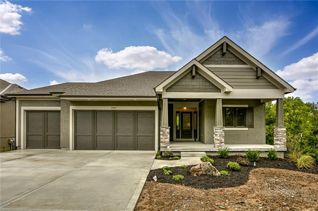 Listing Photo MLS #HMS2575803