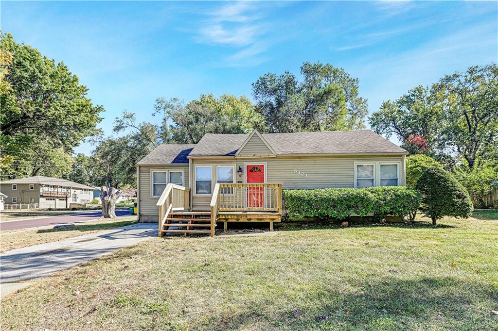 Listing Photo MLS #HMS2576088