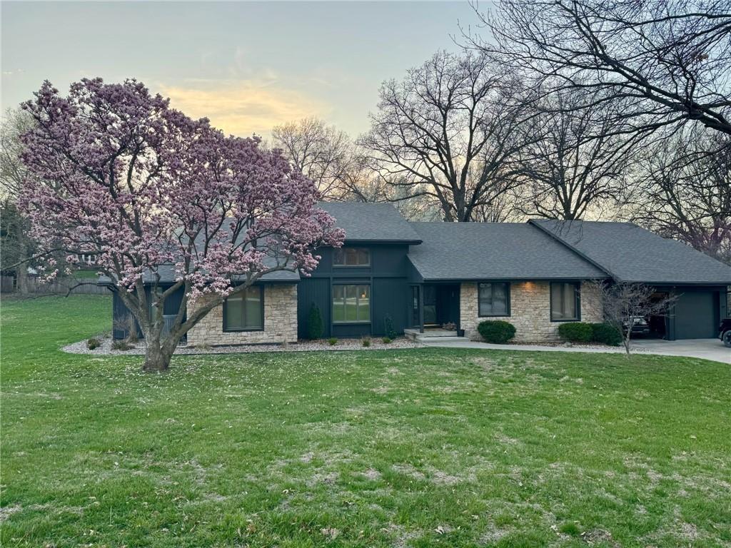 Listing Photo MLS #HMS2576619