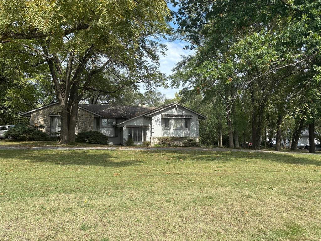 Listing Photo MLS #HMS2577365