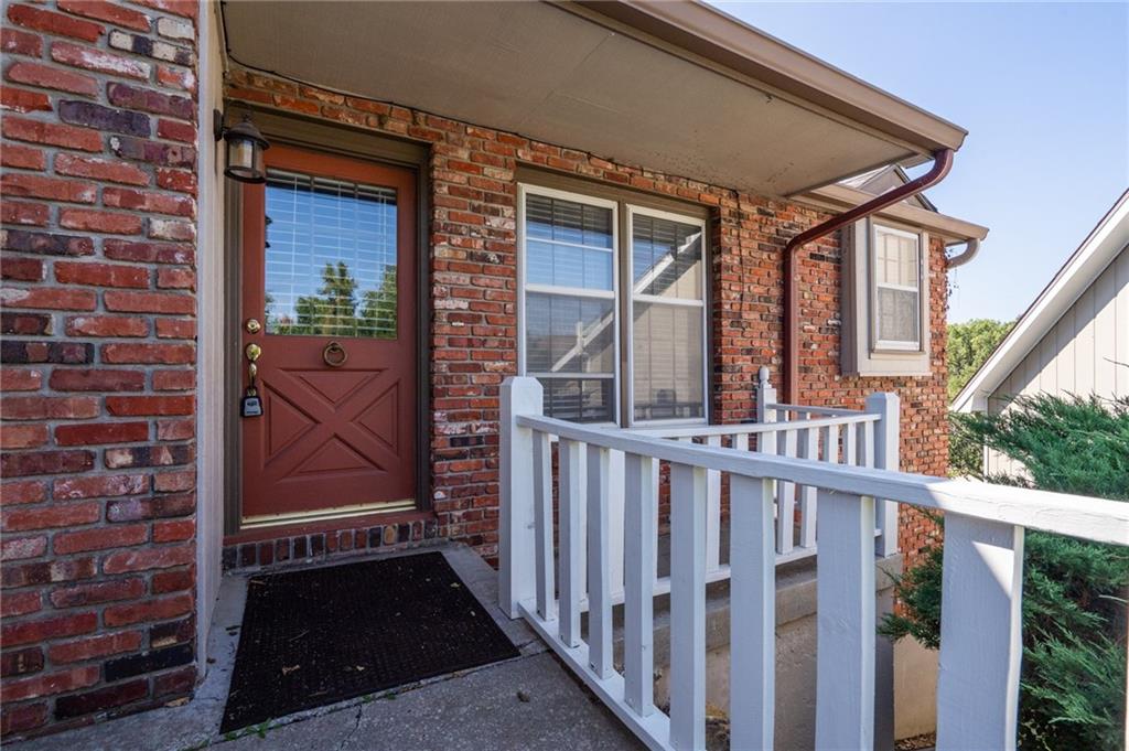 Listing Photo MLS #HMS2577767