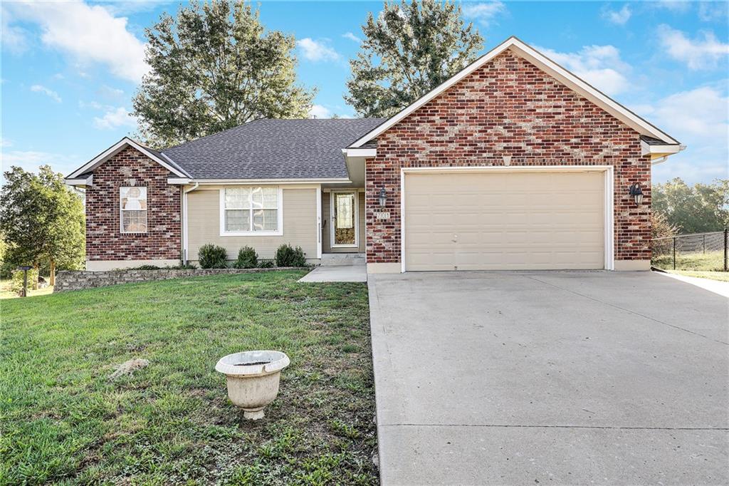 Listing Photo MLS #HMS2577826