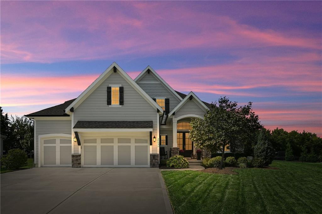 Listing Photo MLS #HMS2577909