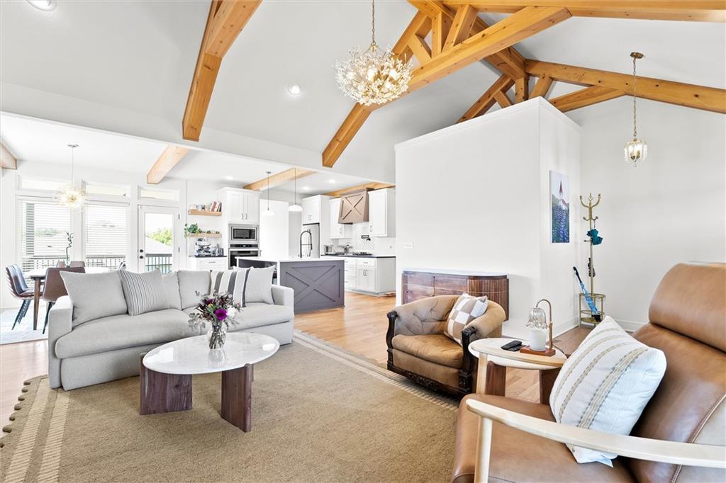 Listing Photo MLS #HMS2578217