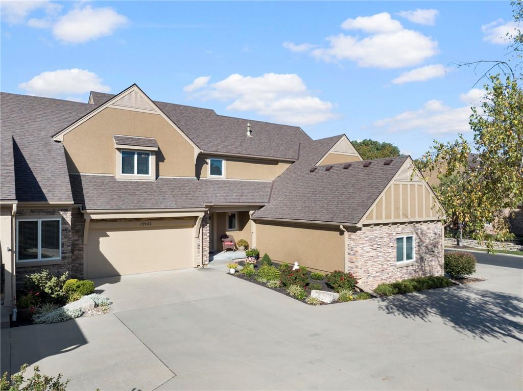 Listing Photo MLS #HMS2578407