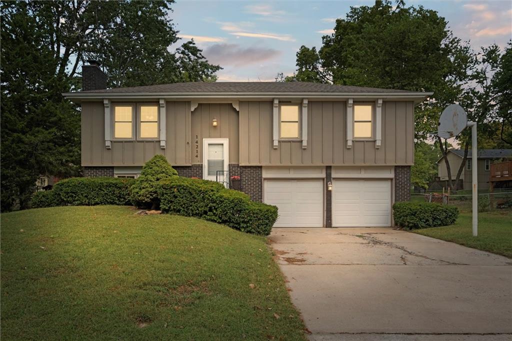 Listing Photo MLS #HMS2578556