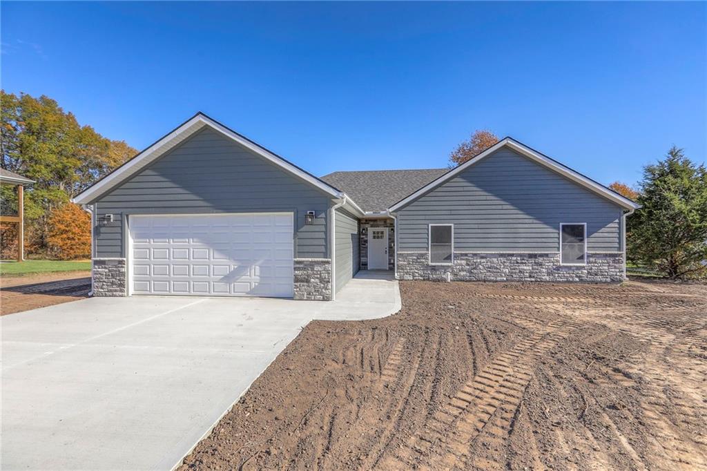 Listing Photo MLS #HMS2578921