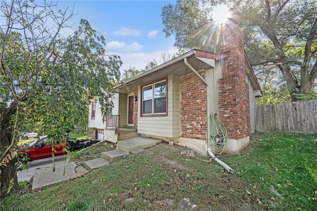 Listing Photo MLS #HMS2579326