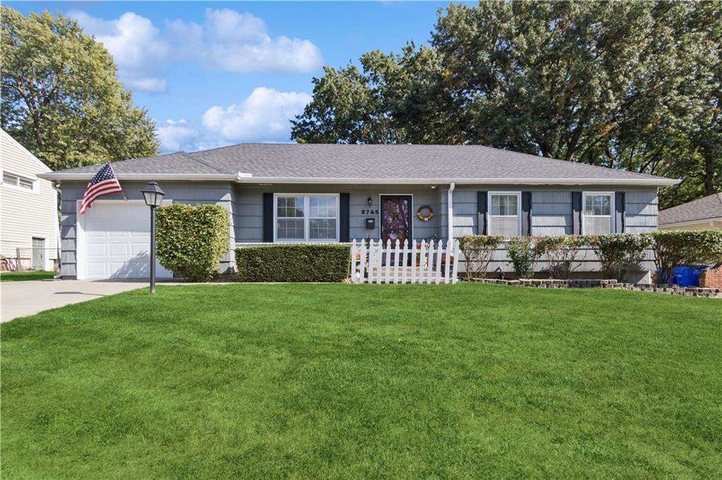 Listing Photo MLS #HMS2579773