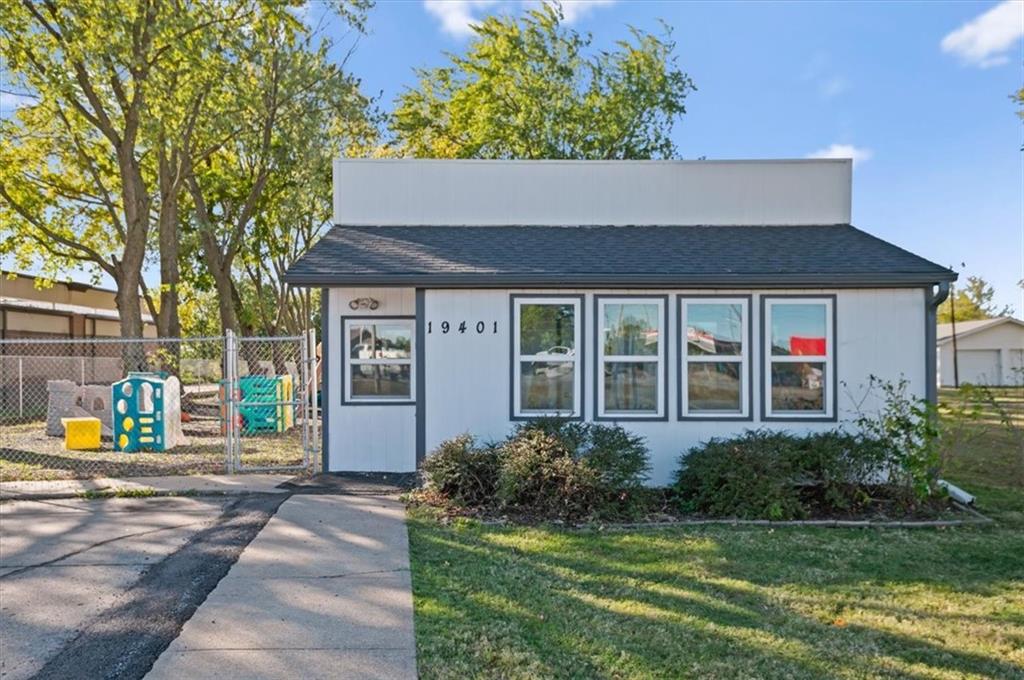 Listing Photo MLS #HMS2579844