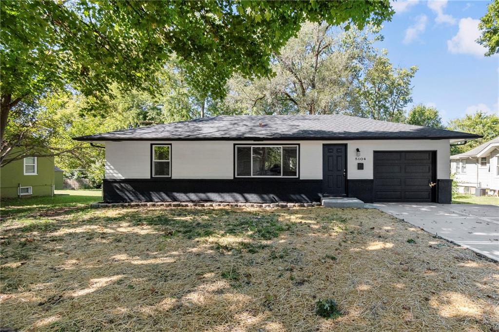 Listing Photo MLS #HMS2579846