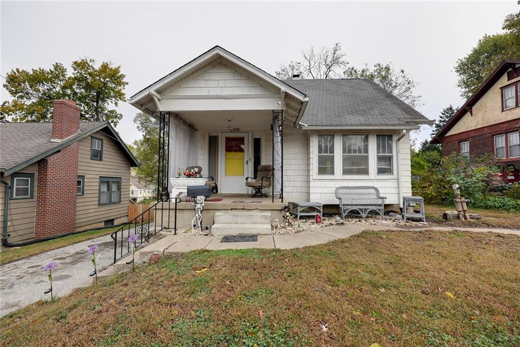 Listing Photo MLS #HMS2581180