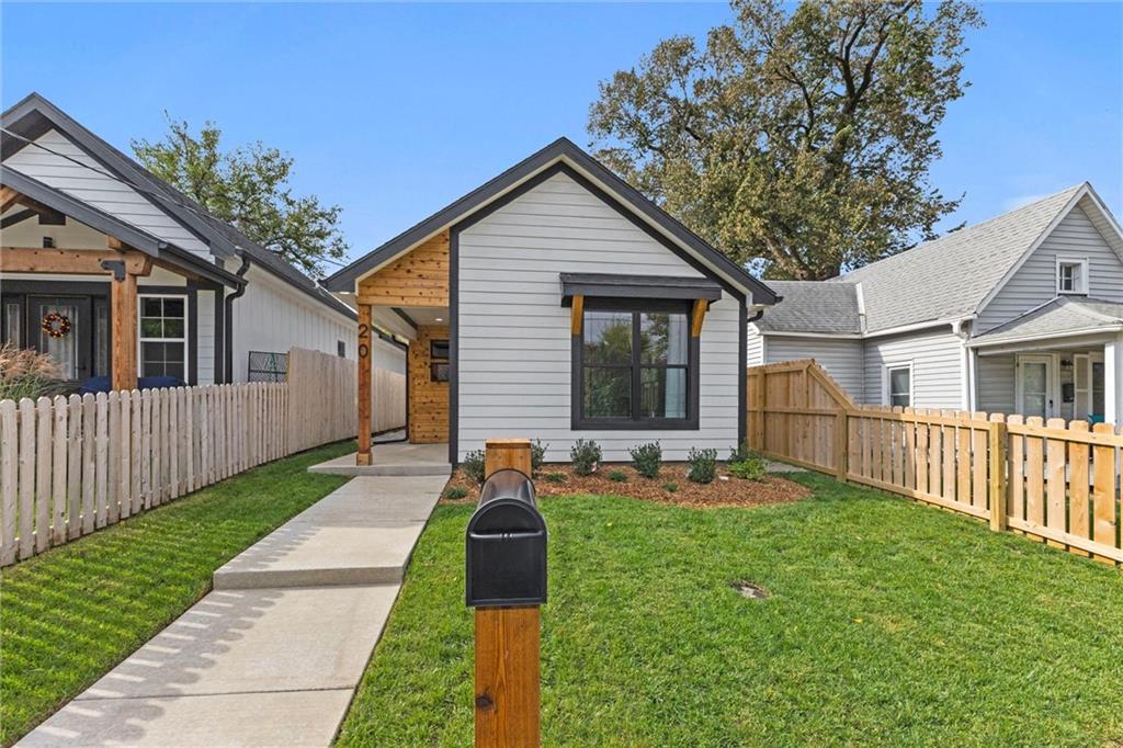 Listing Photo MLS #HMS2582266