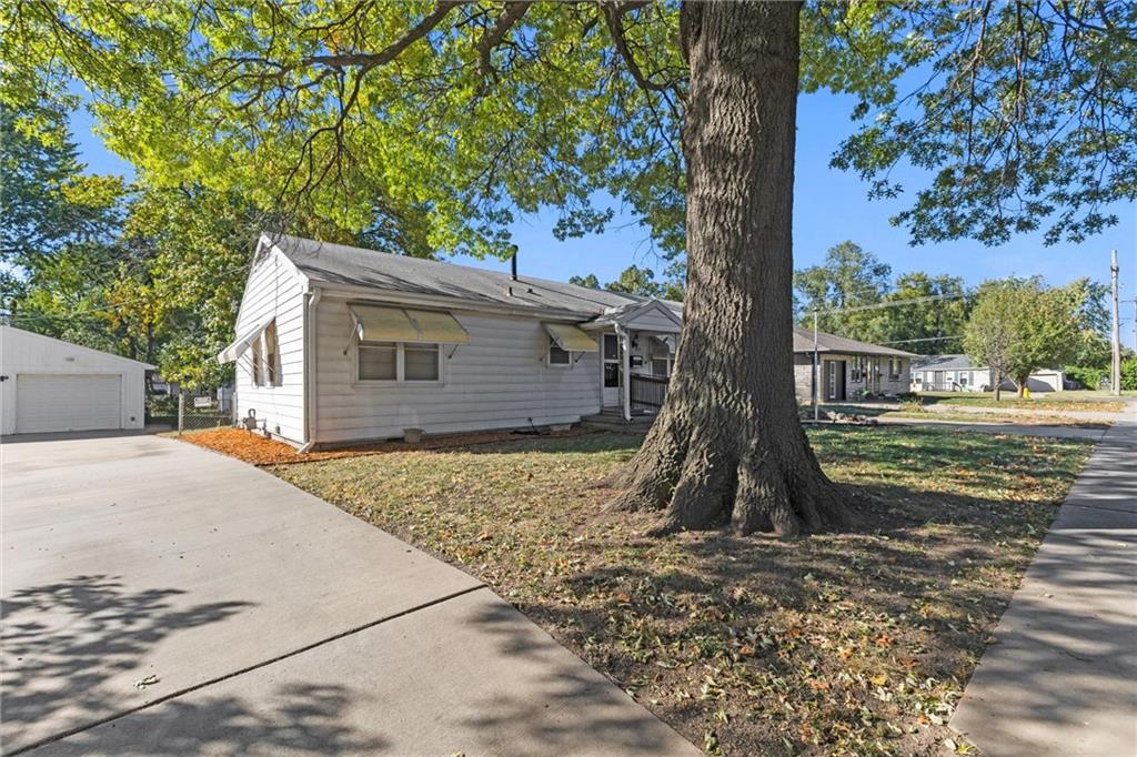 Listing Photo MLS #HMS2582385