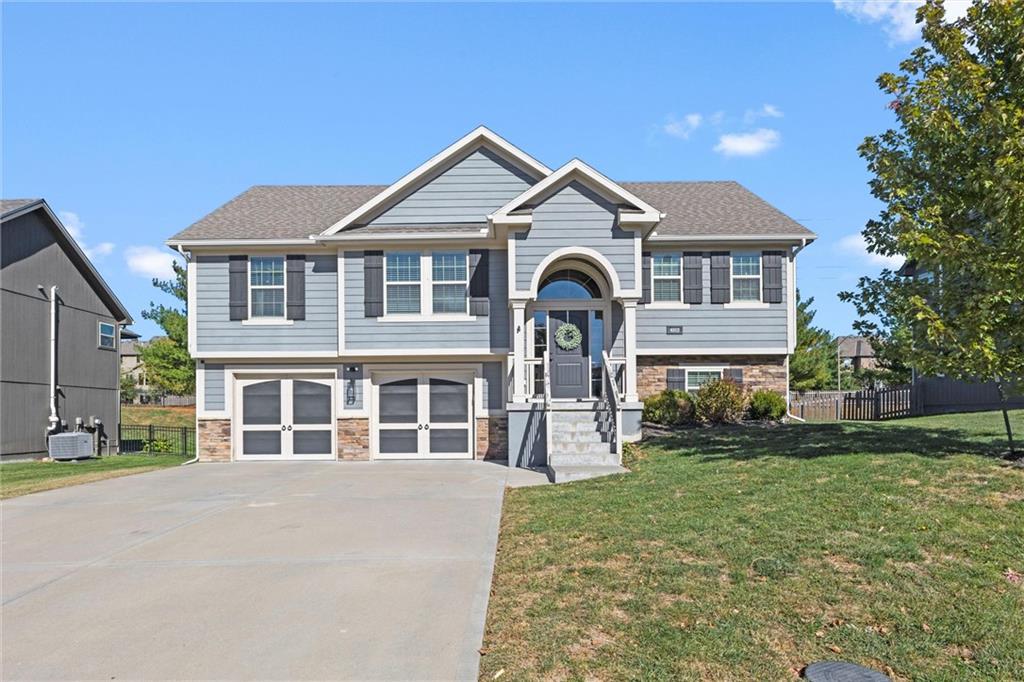 Listing Photo MLS #HMS2582449