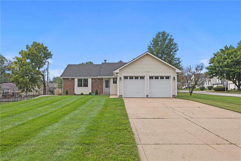 Listing Photo MLS #HMS2582790