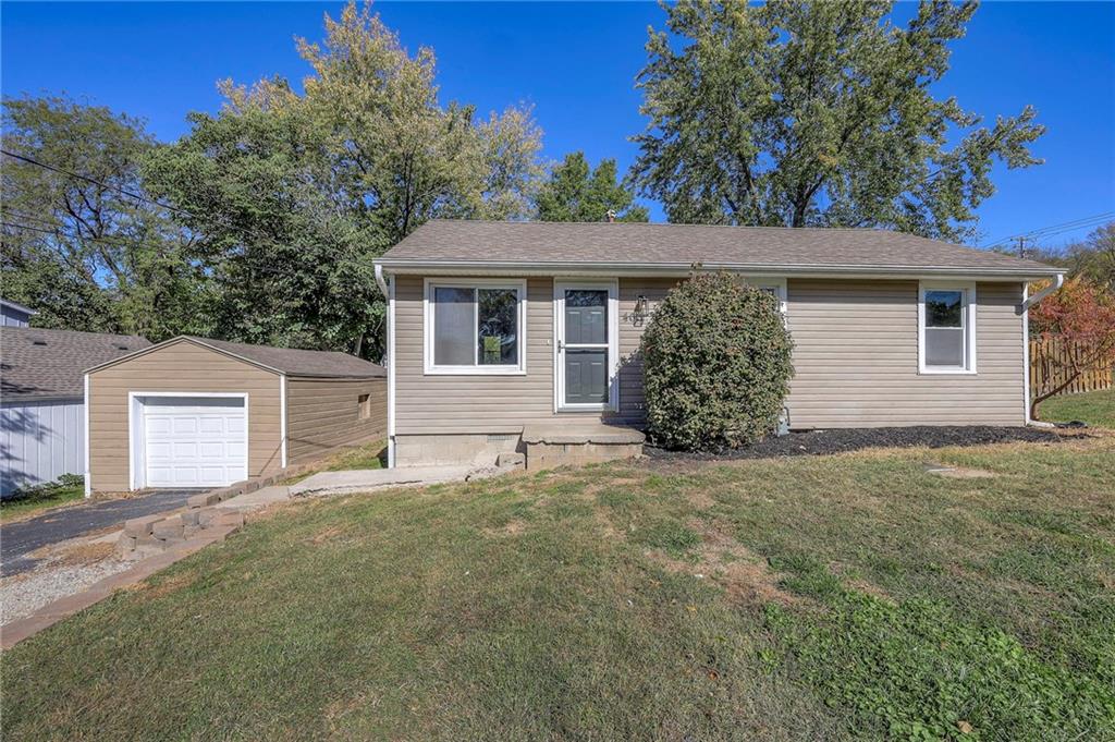 Listing Photo MLS #HMS2582806