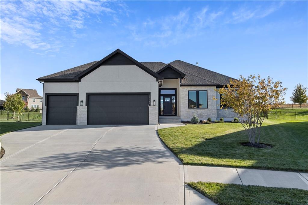 Listing Photo MLS #HMS2582899
