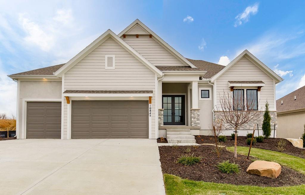 Listing Photo MLS #HMS2583083