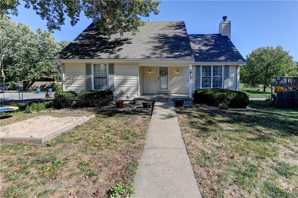 Listing Photo MLS #HMS2583121