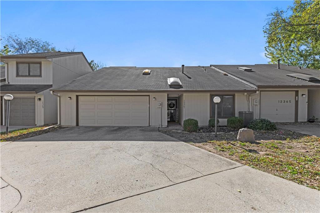 Listing Photo MLS #HMS2583135