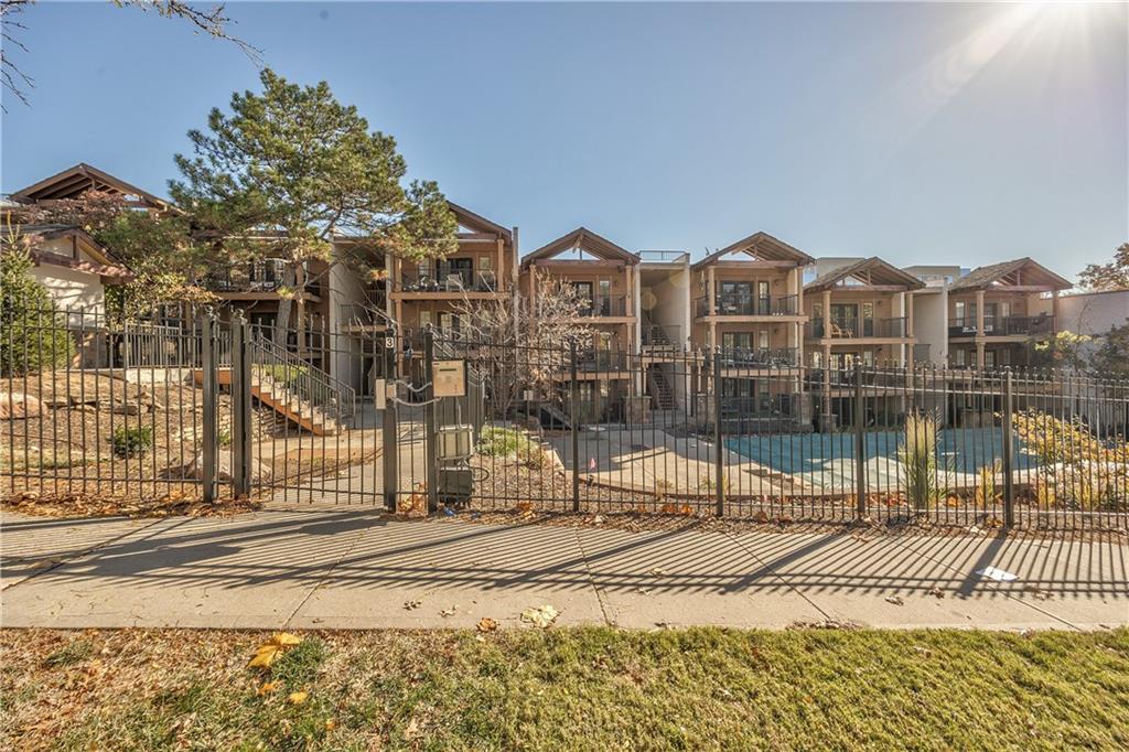 Listing Photo MLS #HMS2583436