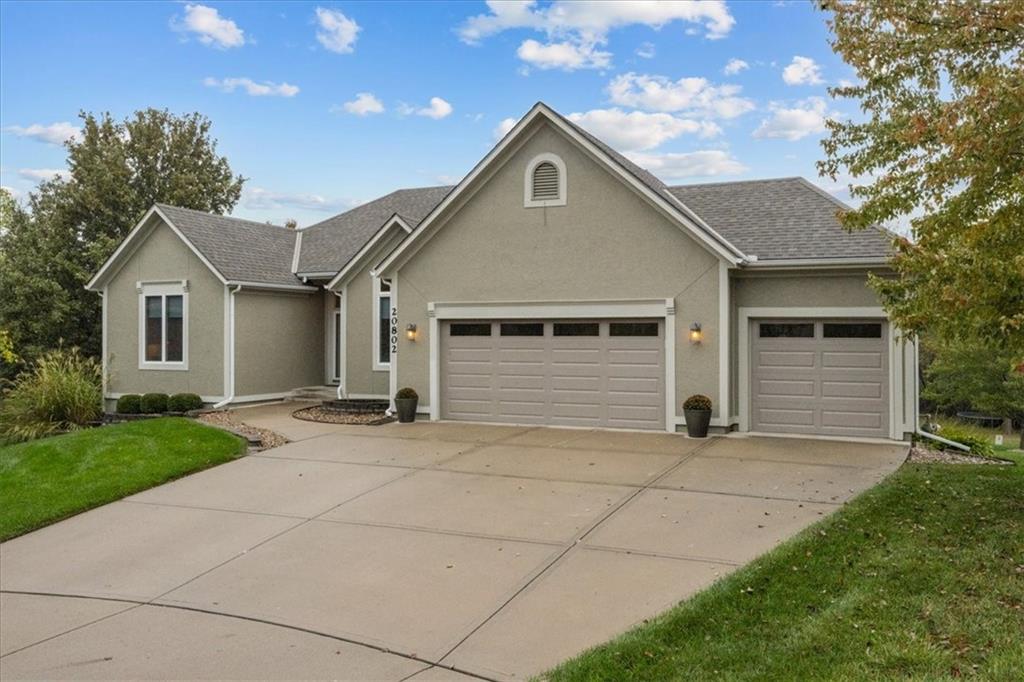 Listing Photo MLS #HMS2583505