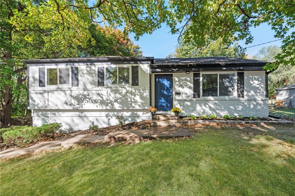 Listing Photo MLS #HMS2583545
