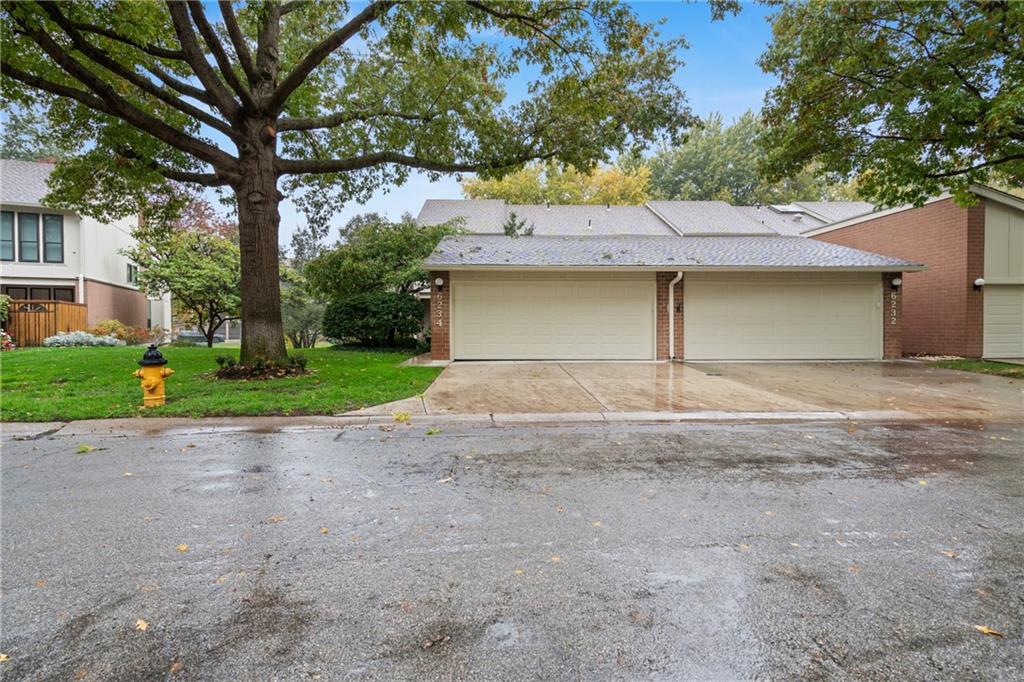 Listing Photo MLS #HMS2584115