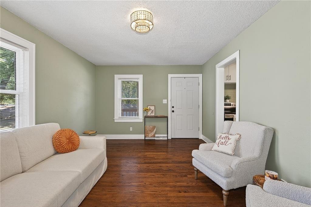 Listing Photo MLS #HMS2584183