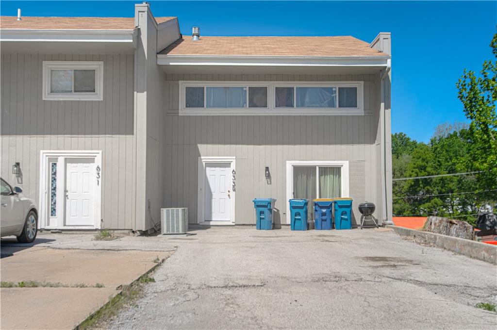 Listing Photo MLS #HMS2584213