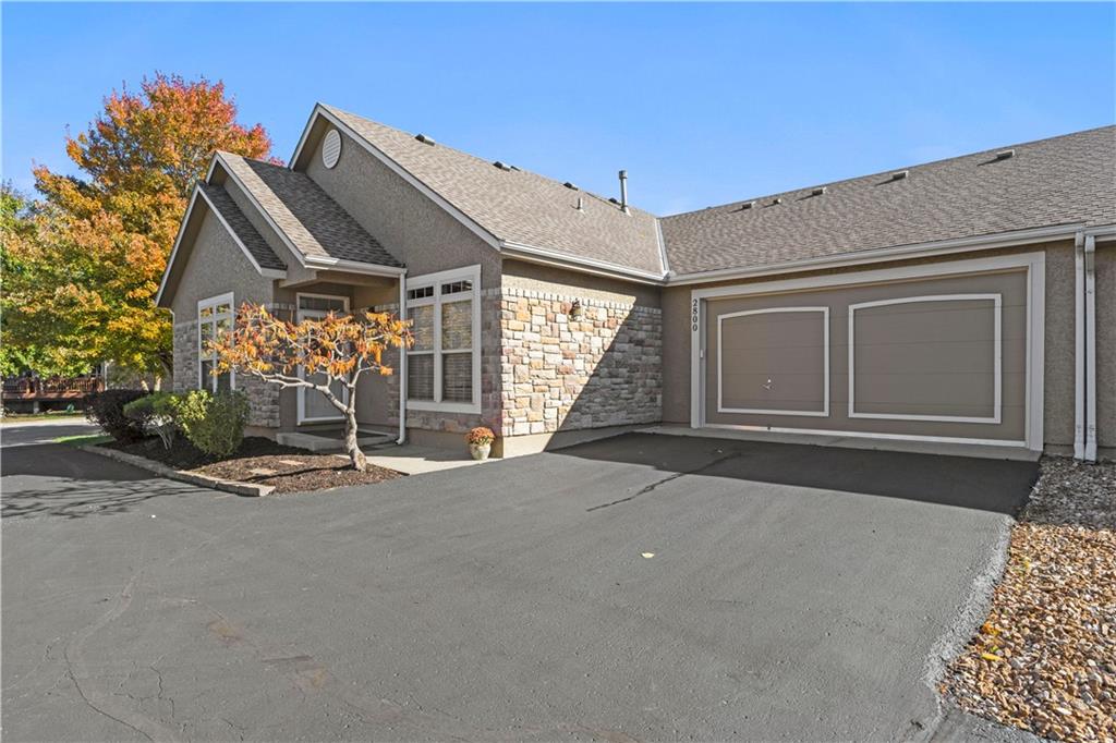 Listing Photo MLS #HMS2584383