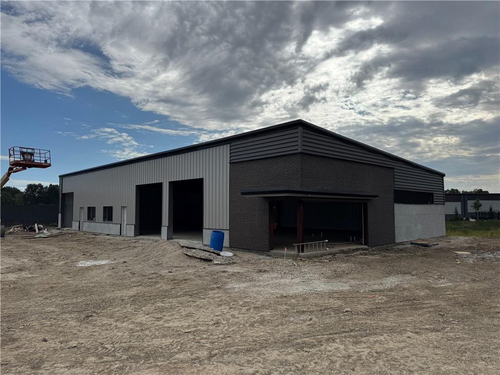 Listing Photo MLS #HMS2584417