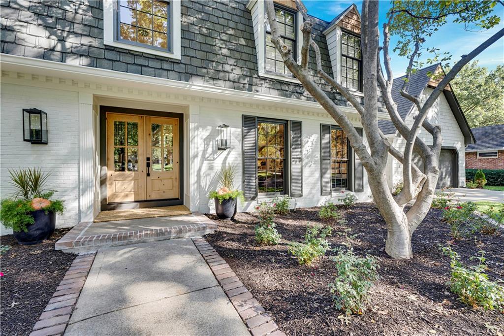 Listing Photo MLS #HMS2584422