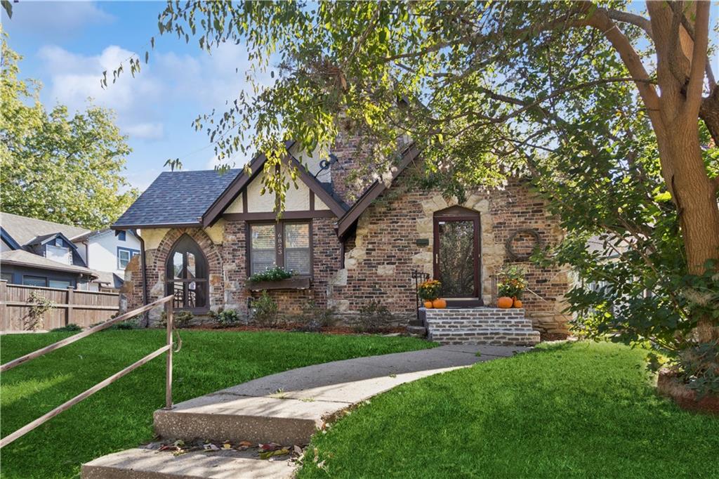 Listing Photo MLS #HMS2584457