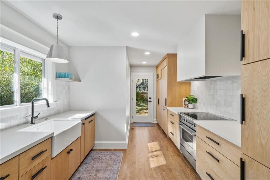 Listing Photo MLS #HMS2584503