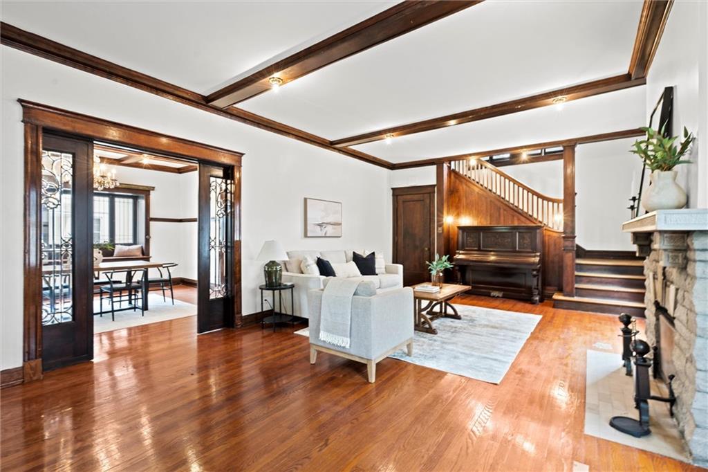 Listing Photo MLS #HMS2584632