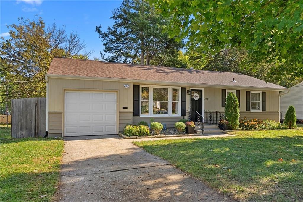 Listing Photo MLS #HMS2585143