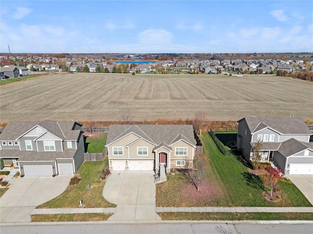 Listing Photo MLS #HMS2586725