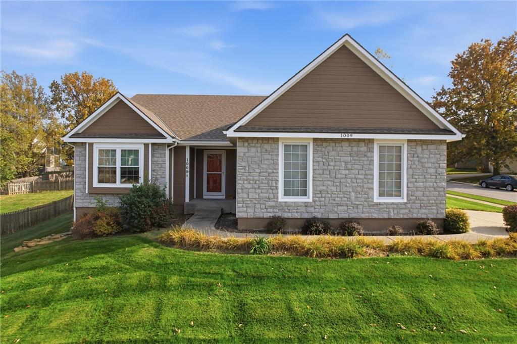 Listing Photo MLS #HMS2586799